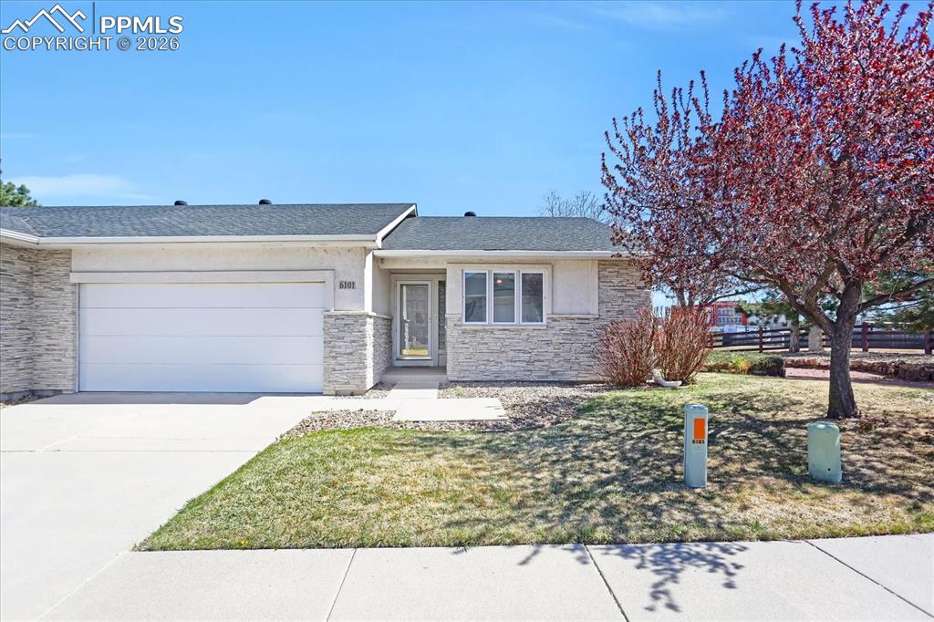 6101 Daylight Point Colorado Springs CO 80923