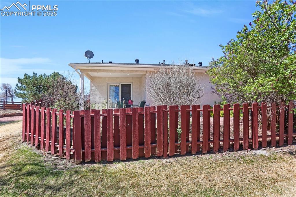 6101 Daylight Point Colorado Springs CO 80923