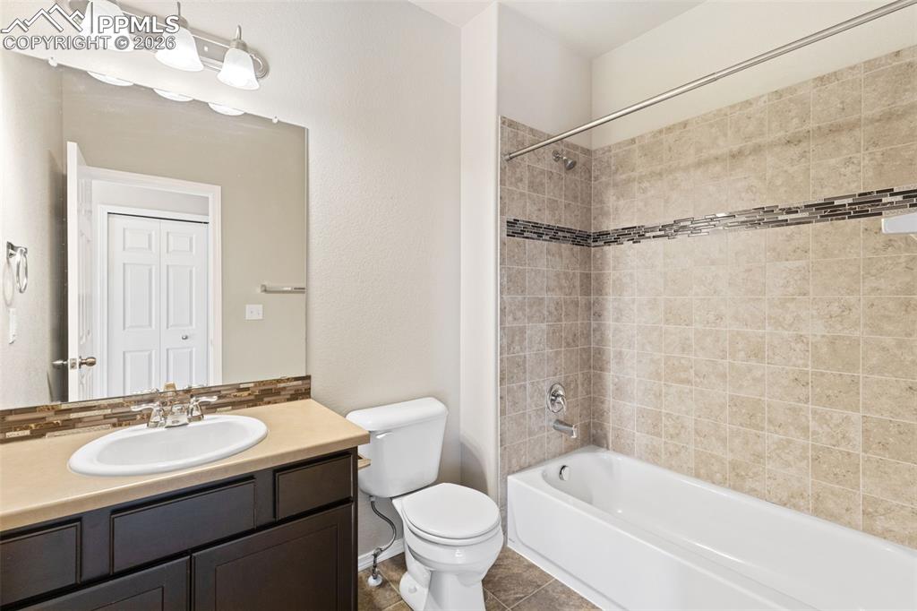 5372 Prominence Point Colorado Springs CO 80923
