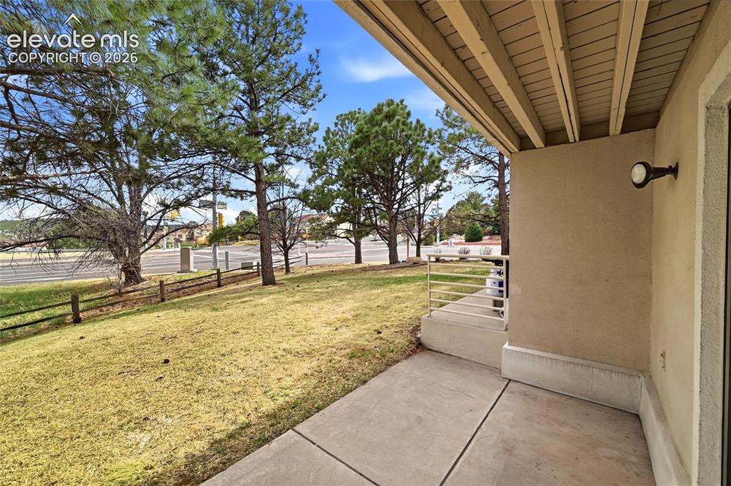 6907 Gayle Lyn Lane Colorado Springs CO 80919
