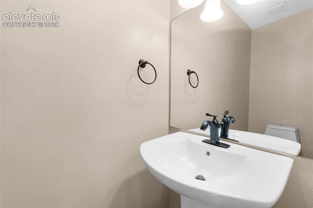 5561 Dunbar Court Colorado Springs CO 80918