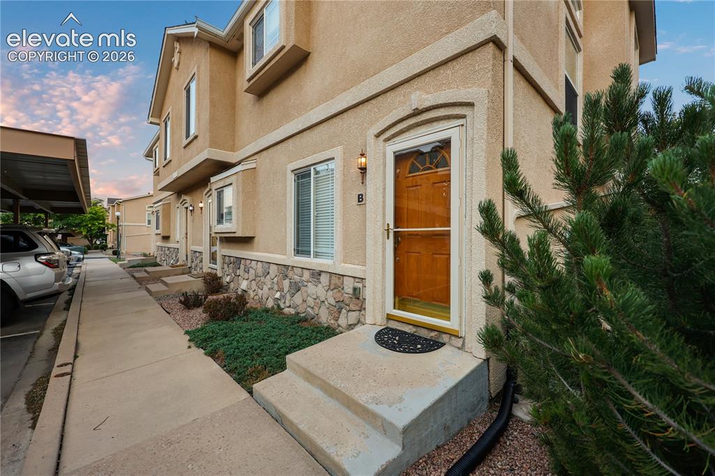 1479 Madison Ridge Heights Colorado Springs CO 80904