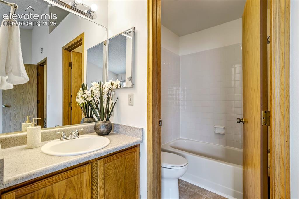 513 Shady Crest Circle Colorado Springs CO 80916