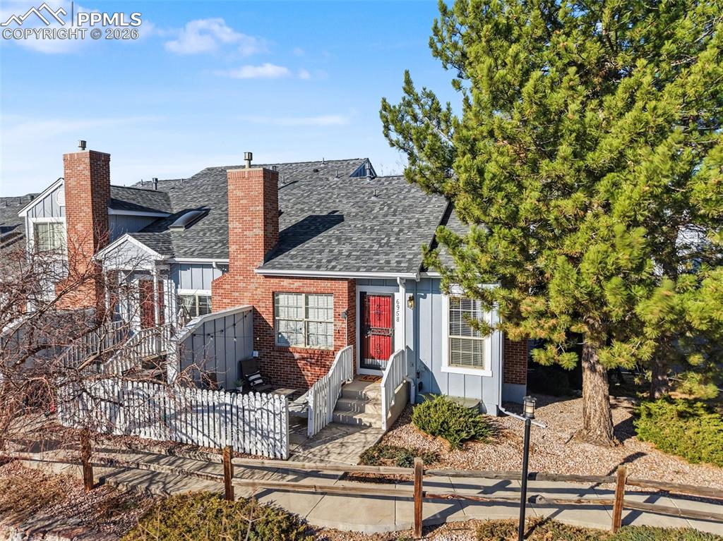 6958 Los Reyes Circle Colorado Springs CO 80918
