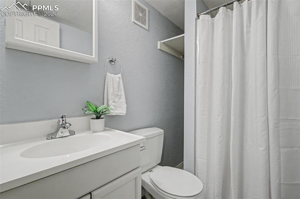 6958 Los Reyes Circle Colorado Springs CO 80918