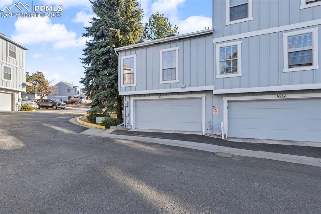 6958 Los Reyes Circle Colorado Springs CO 80918