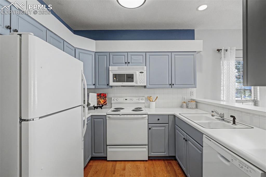 6958 Los Reyes Circle Colorado Springs CO 80918