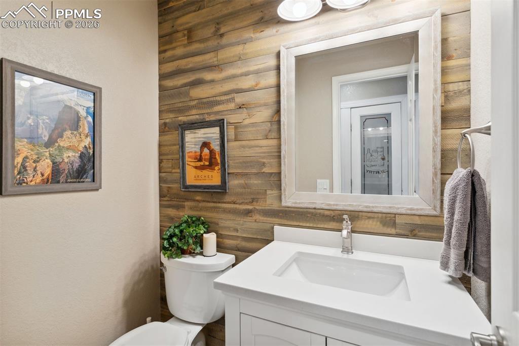 1521 Shane Circle Colorado Springs CO 80907