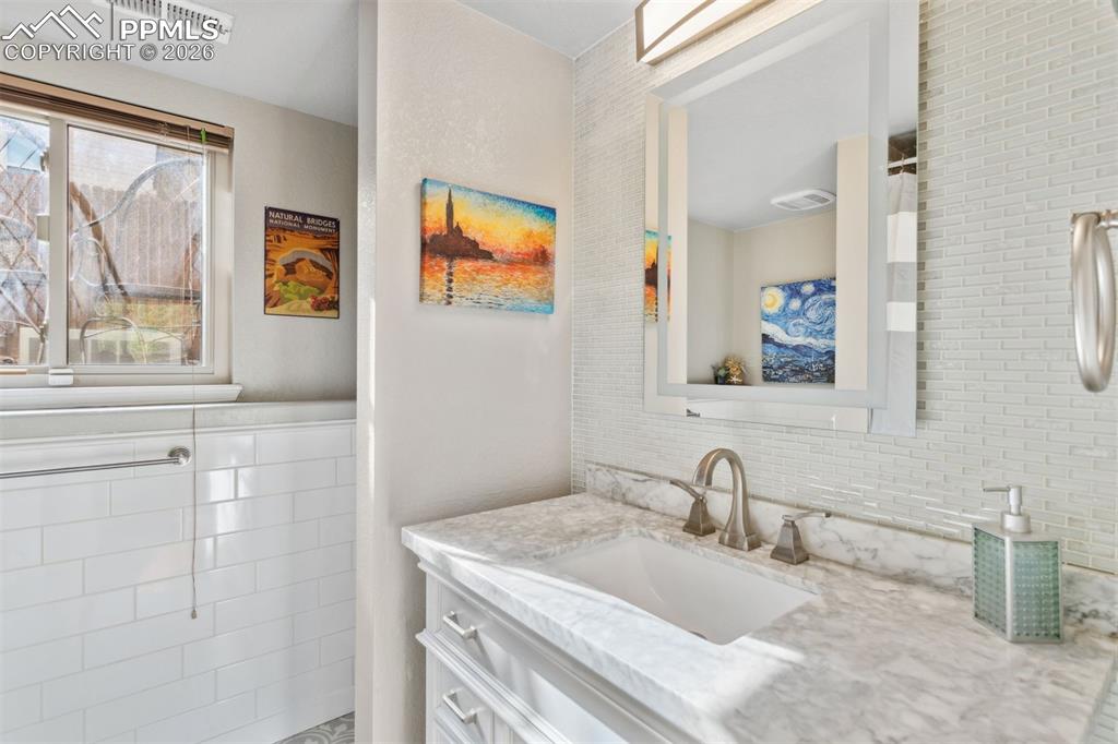 1521 Shane Circle Colorado Springs CO 80907