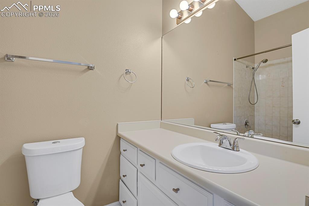 906 London Green Way Colorado Springs CO 80906