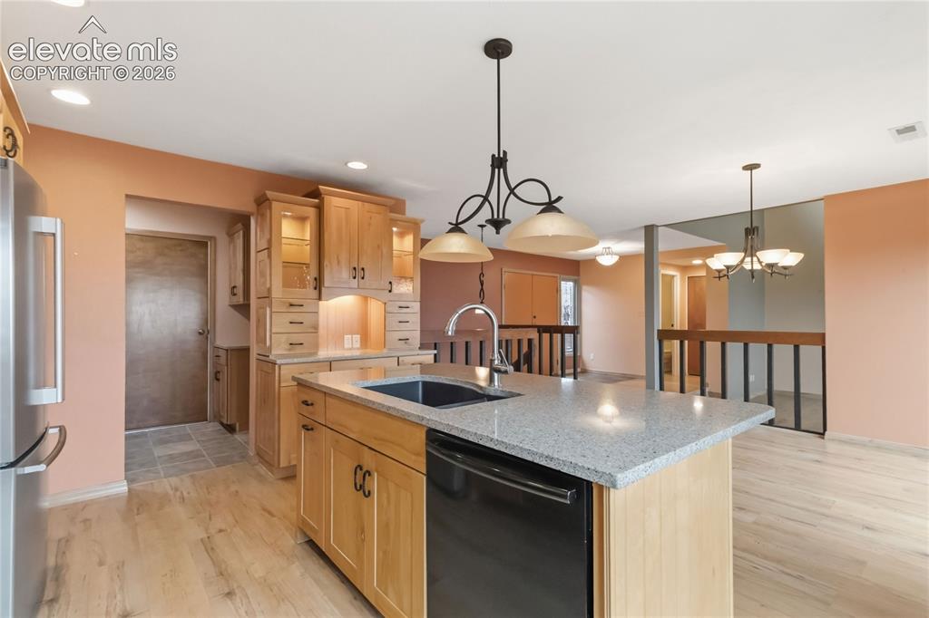 4535 Sentinel Rock Larkspur CO 80118
