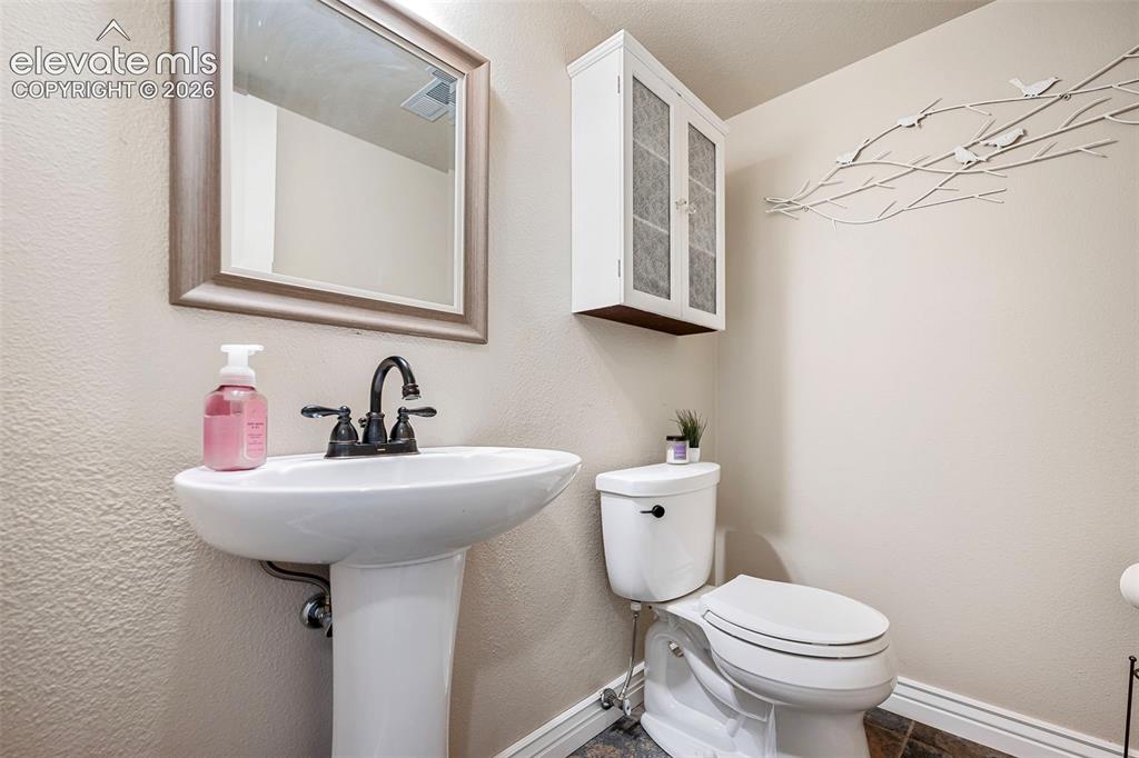6924 Gayle Lyn Lane Colorado Springs CO 80919