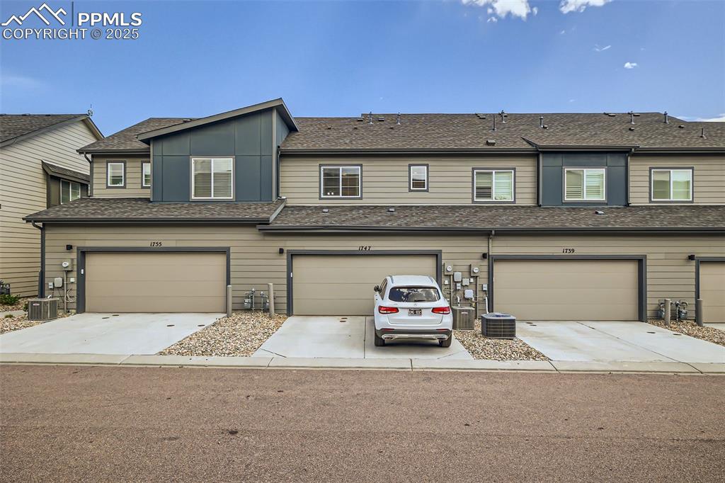 1747 Satin Spar Point Colorado Springs CO 80908