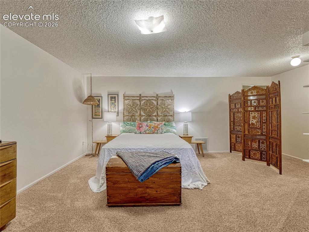 2005 Sussex Lane Colorado Springs CO 80909