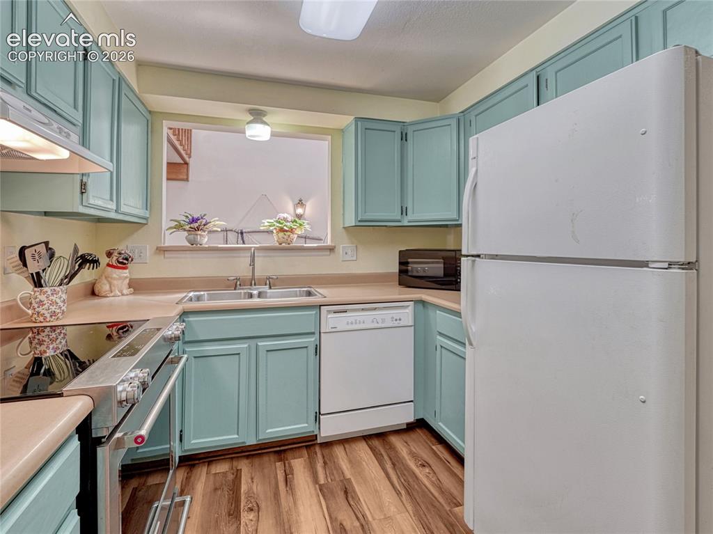 2005 Sussex Lane Colorado Springs CO 80909