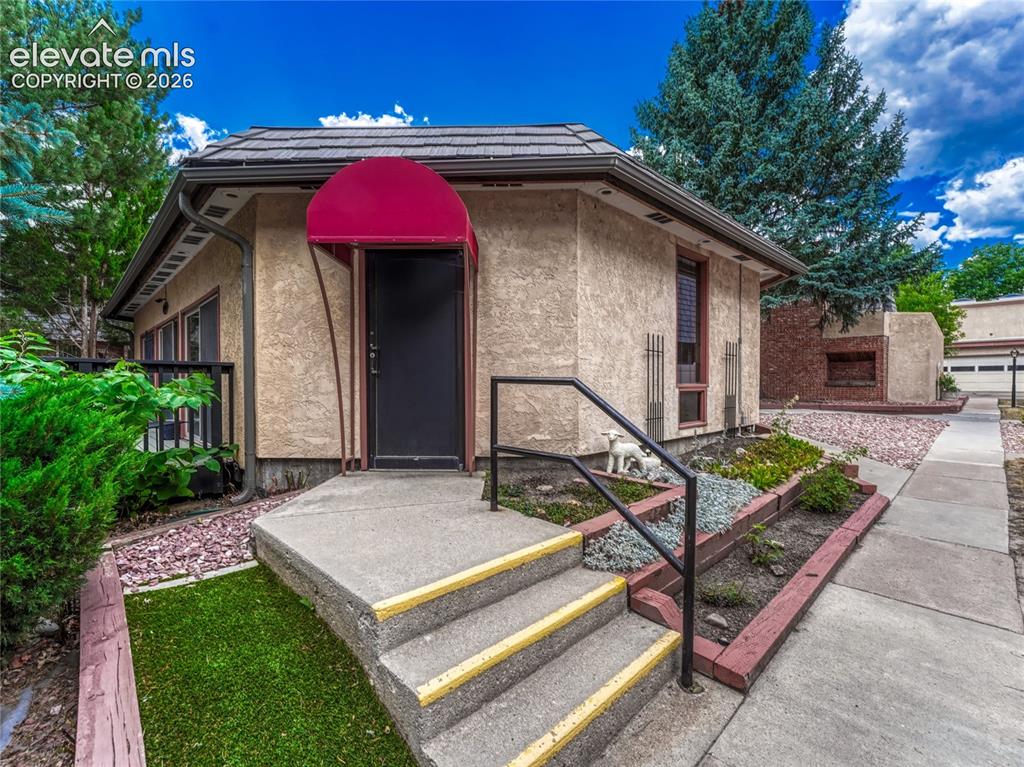 2005 Sussex Lane Colorado Springs CO 80909