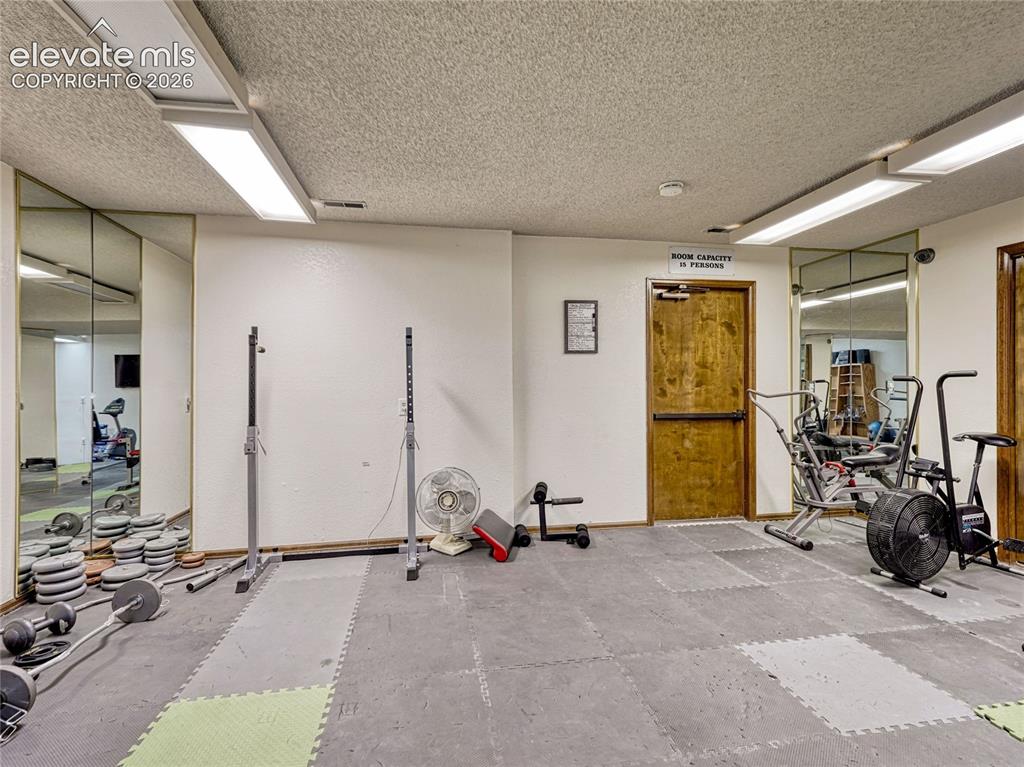 2005 Sussex Lane Colorado Springs CO 80909