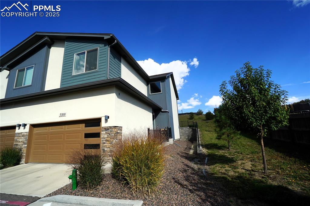 5309 Passport View Colorado Springs CO 80922