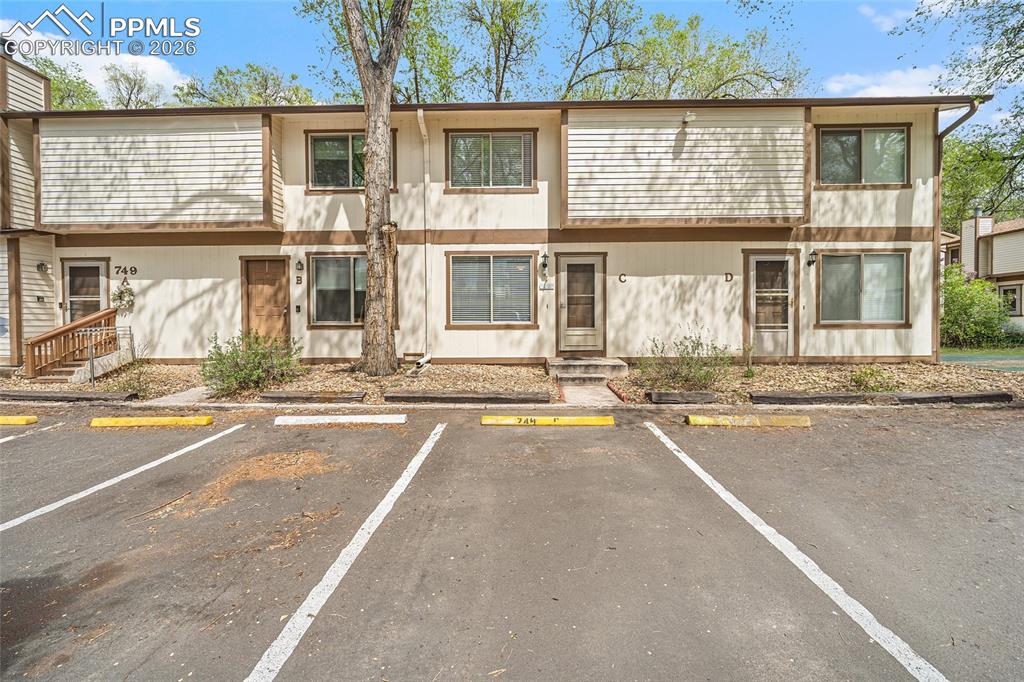749 Alexander Road Colorado Springs CO 80909