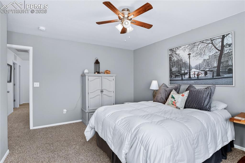 806 Red Thistle View Colorado Springs CO 80916