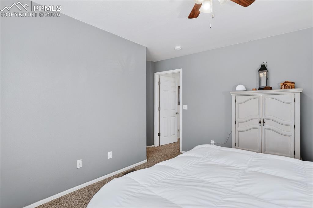 806 Red Thistle View Colorado Springs CO 80916
