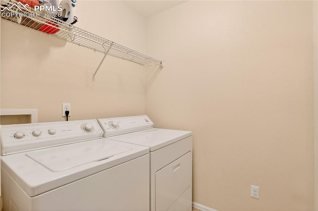 806 Red Thistle View Colorado Springs CO 80916