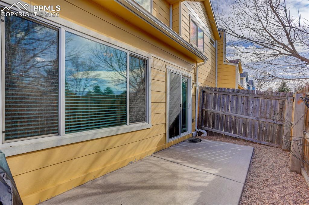 806 Red Thistle View Colorado Springs CO 80916