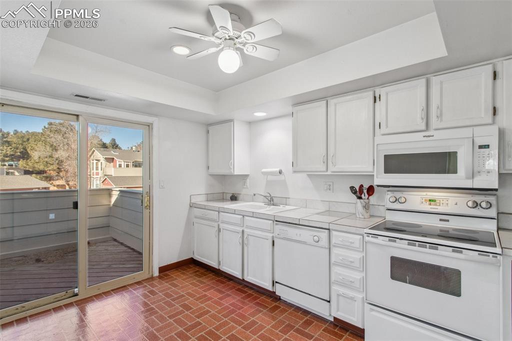 432 W Rockrimmon Boulevard Colorado Springs CO 80919