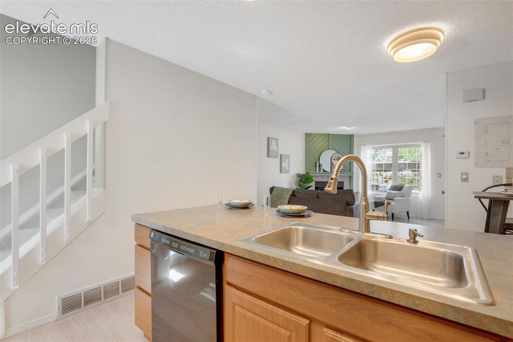 5513 Tamworth Drive Colorado Springs CO 80919