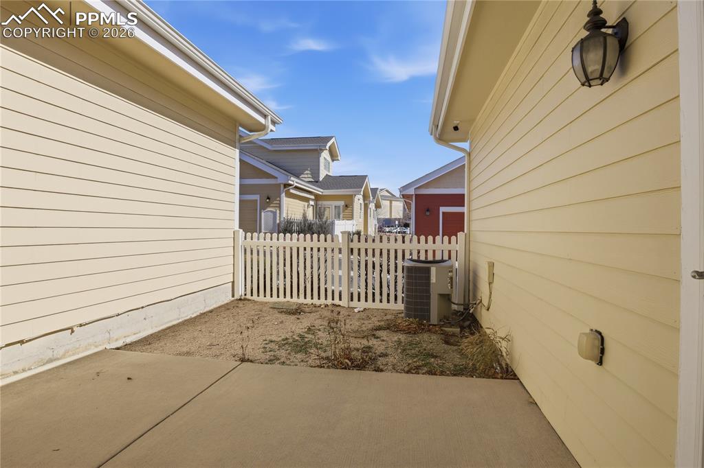 2835 Elm Meadow View Colorado Springs CO 80907