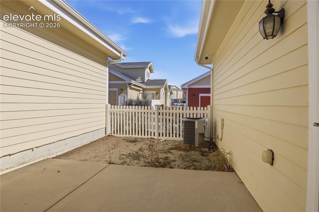 2835 Elm Meadow View Colorado Springs CO 80907