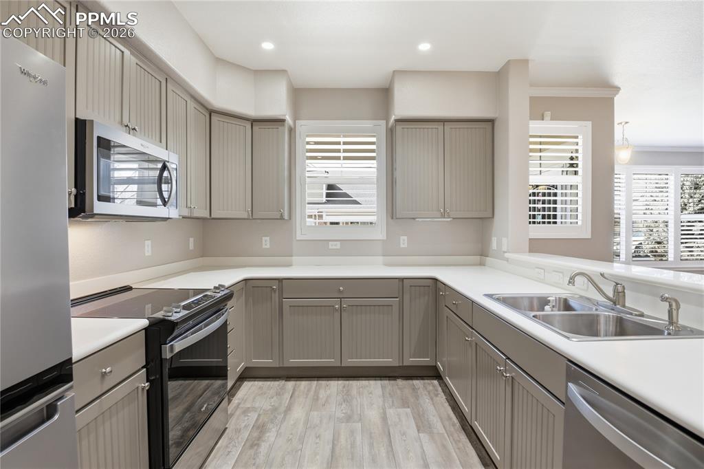 2835 Elm Meadow View Colorado Springs CO 80907