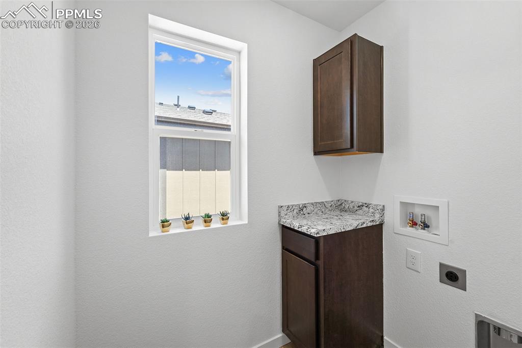 1916 Erin Loop Colorado Springs CO 80918