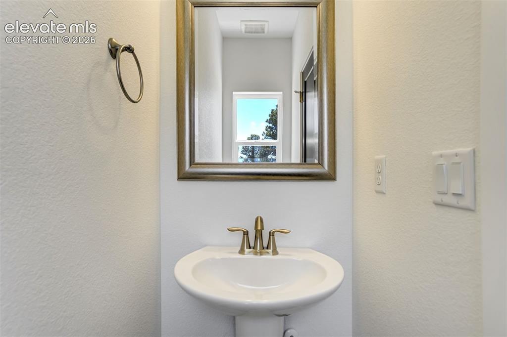 1916 Erin Loop Colorado Springs CO 80918