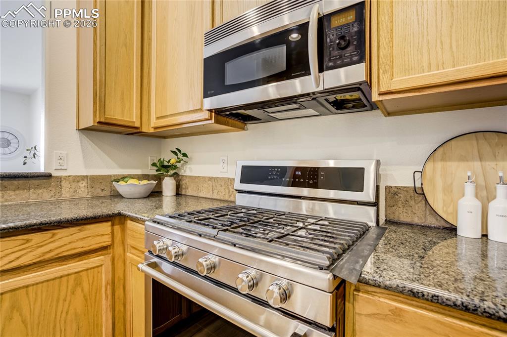 4040 Diamond Ridge View Colorado Springs CO 80918