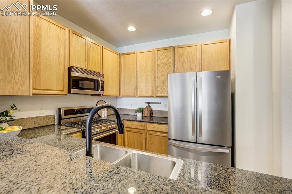 4040 Diamond Ridge View Colorado Springs CO 80918