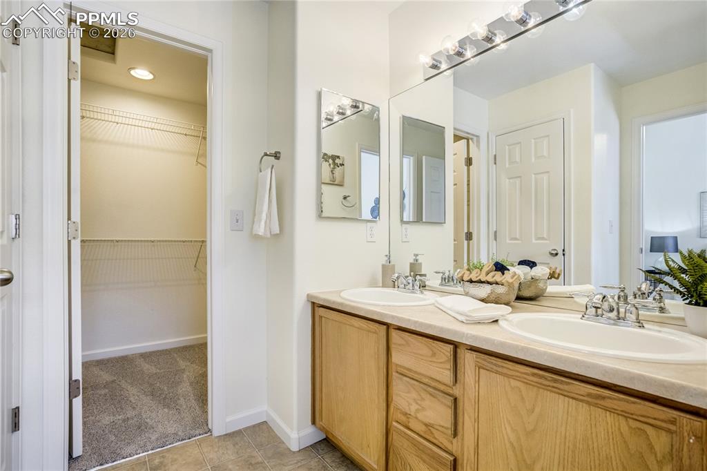 4040 Diamond Ridge View Colorado Springs CO 80918