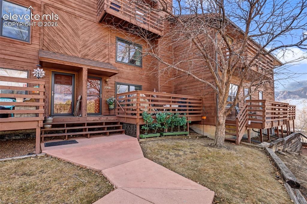 2389 Stepping Stones Way Colorado Springs CO 80904