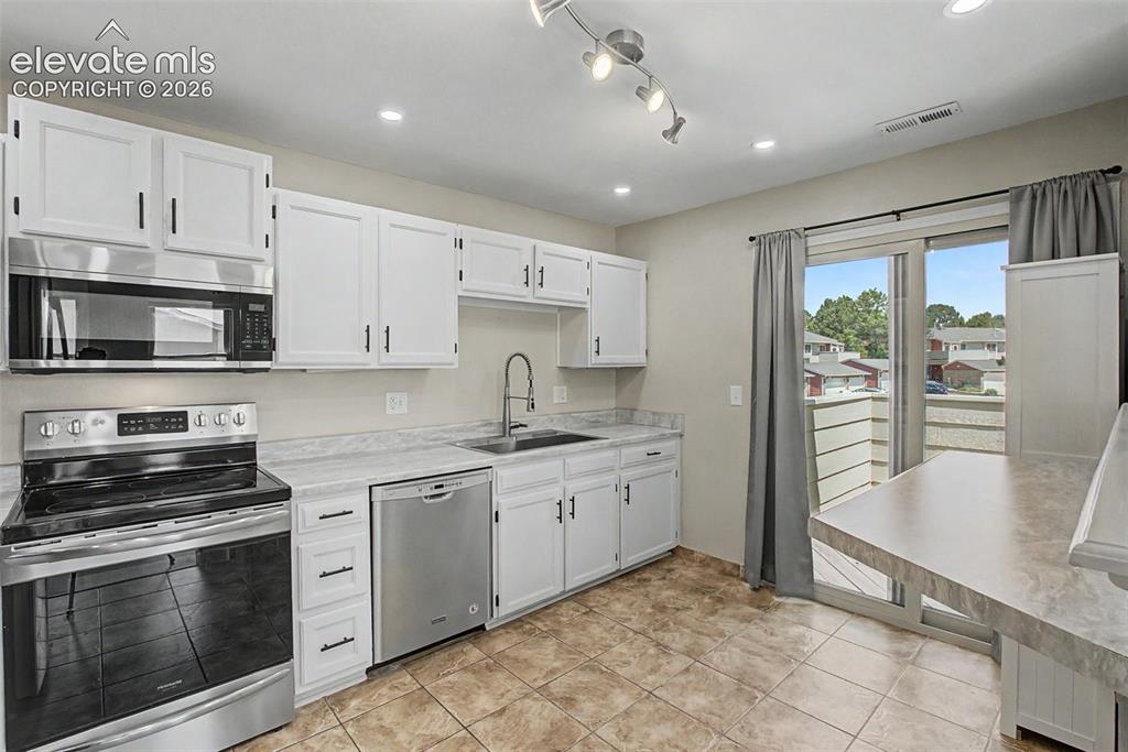 496 W Rockrimmon Boulevard Colorado Springs CO 80919
