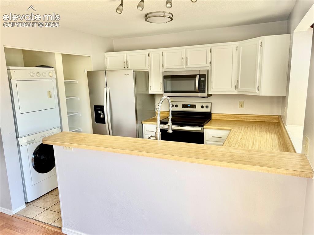 6712 Mountain Top Lane Colorado Springs CO 80919