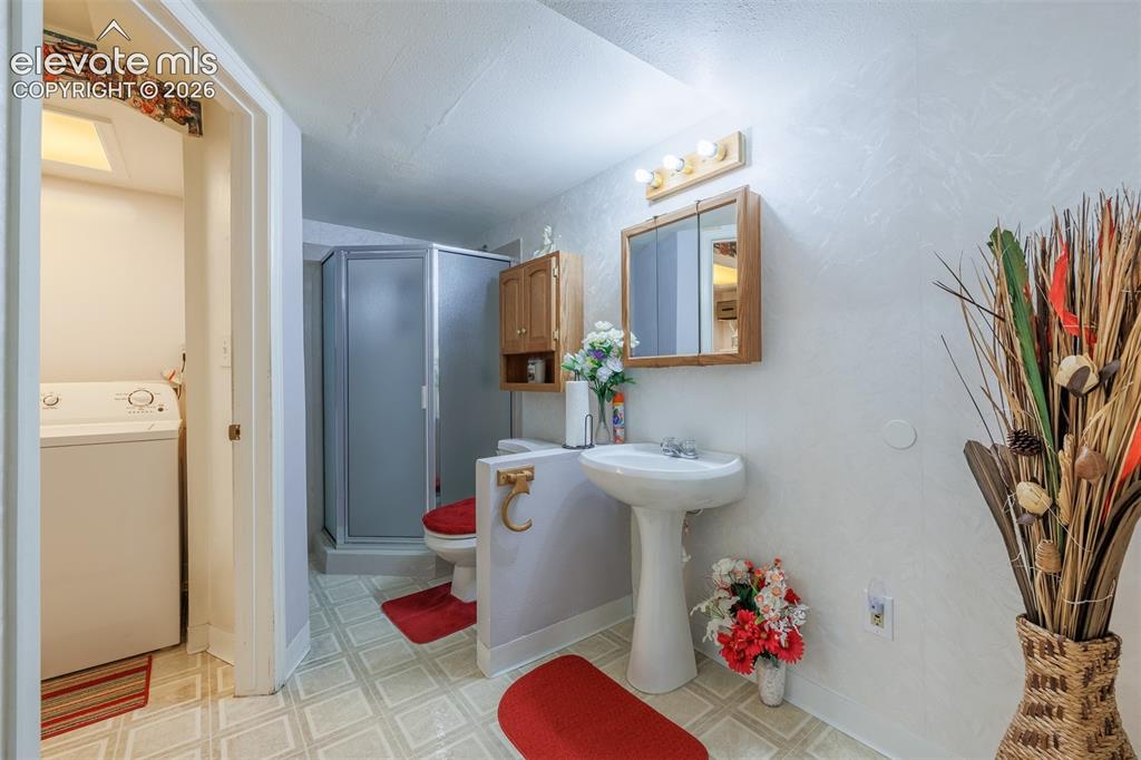 2035 Sussex Lane Colorado Springs CO 80909