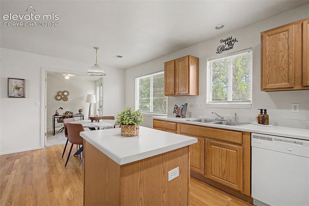 4975 Universal Heights Colorado Springs CO 80916