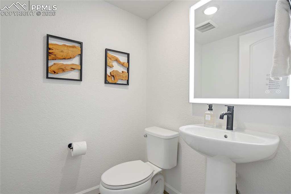 897 Beckton Heights Colorado Springs CO 80907