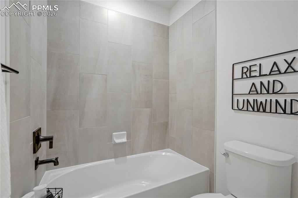 897 Beckton Heights Colorado Springs CO 80907