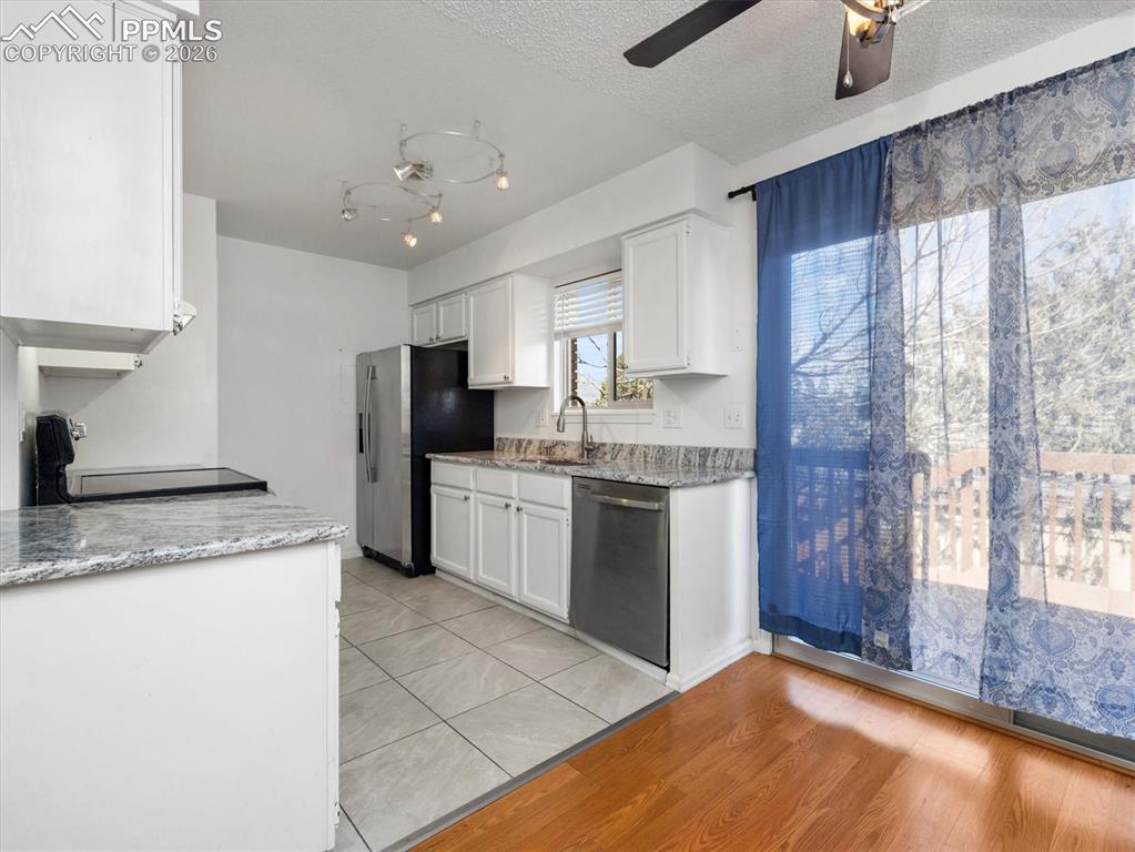 330 Mount View Lane Colorado Springs CO 80907