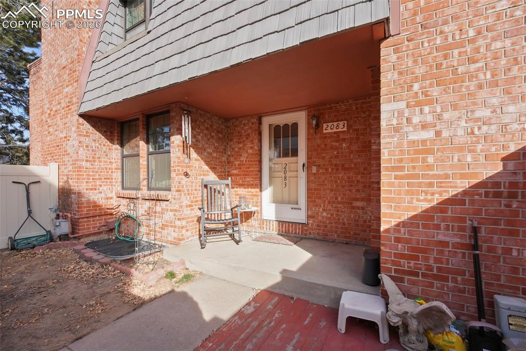 2083 Sussex Lane Colorado Springs CO 80909