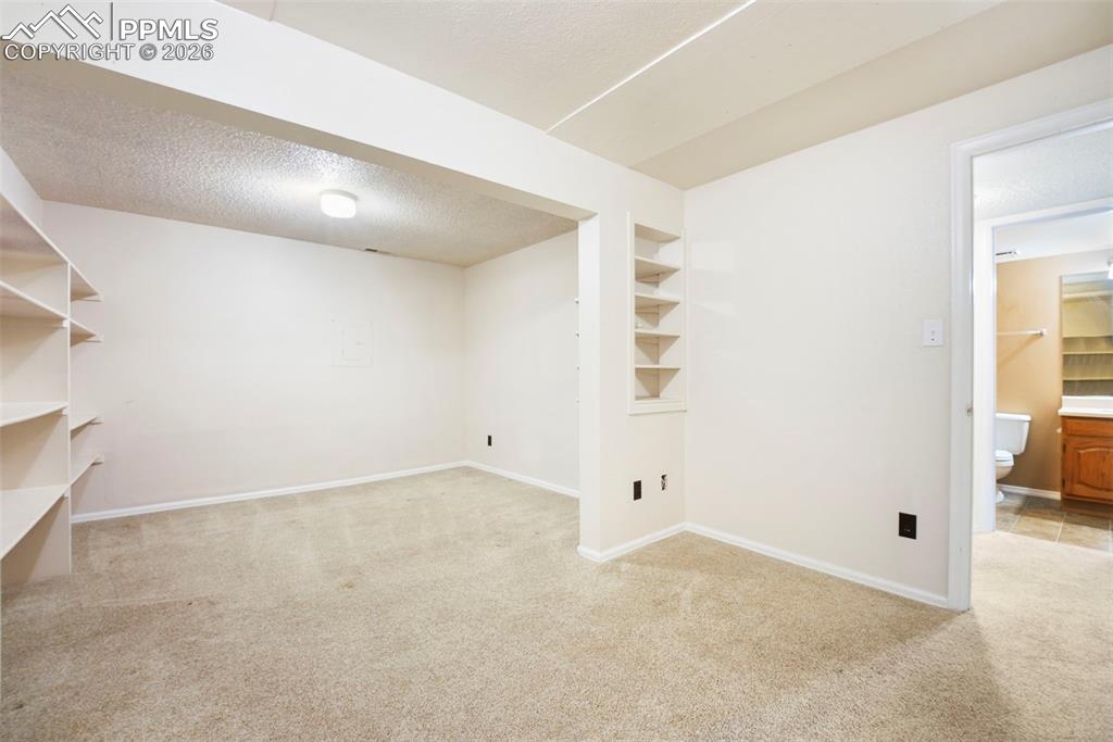 2083 Sussex Lane Colorado Springs CO 80909