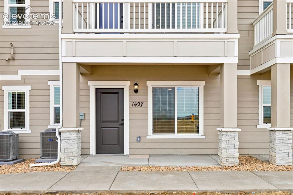 1427 Ducett Heights Colorado Springs CO 80904