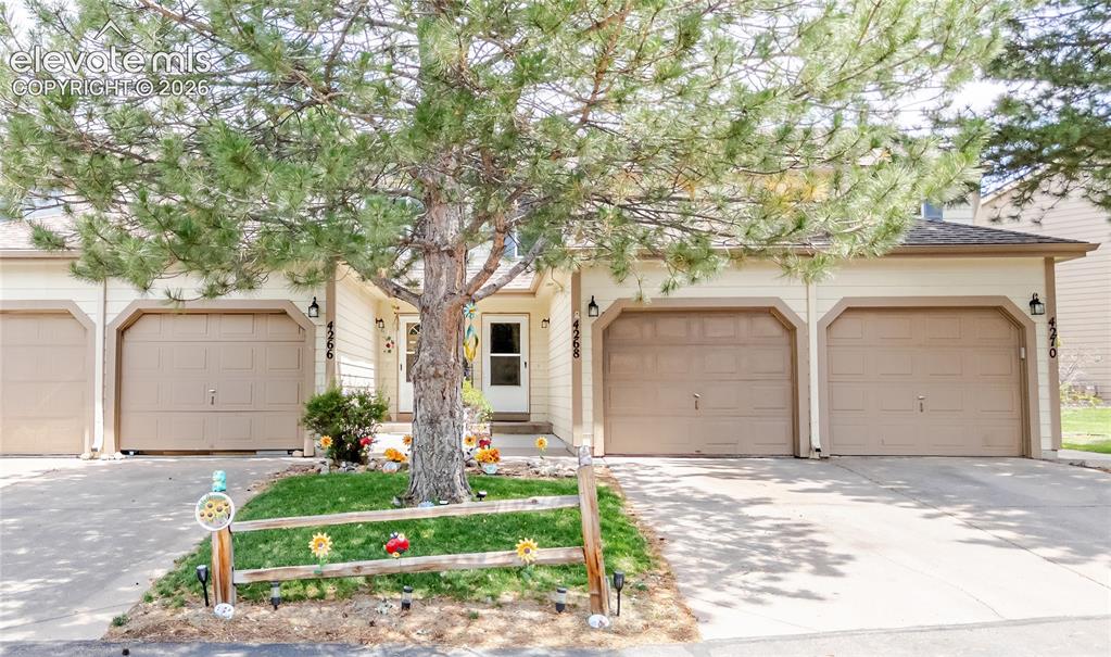 4268 Hunting Meadows Circle Colorado Springs CO 80916