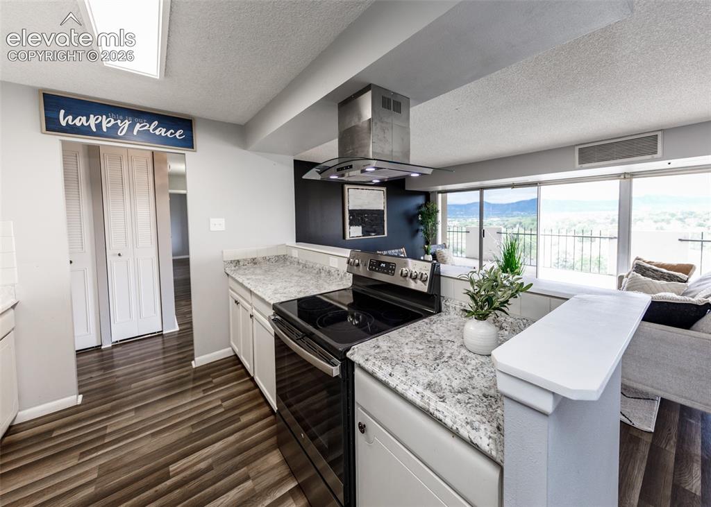 411 Lakewood Circle Colorado Springs CO 80910